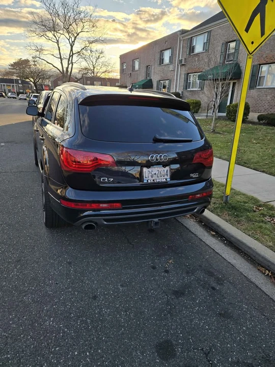 2015 Audi 4L Q7 - Image 2 of 9