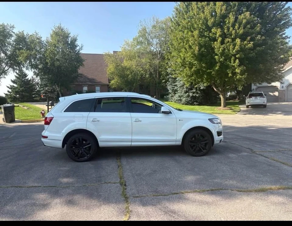2015 Audi 4L Q7 - Image 2 of 14