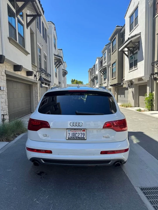 2015 Audi 4L Q7 - Image 2 of 8