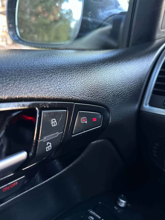 2015 Audi 4L Q7 - Image 12 of 14