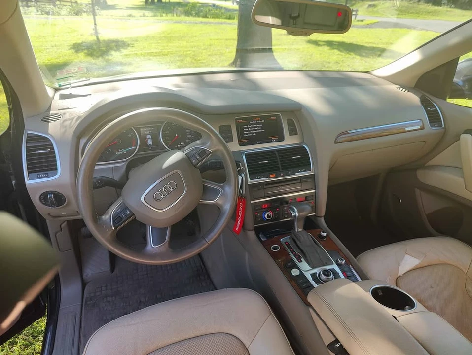 2015 Audi 4L Q7 - Image 8 of 8