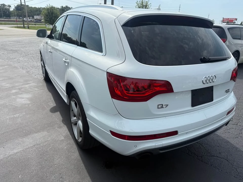 2015 Audi 4L Q7 - Image 2 of 11