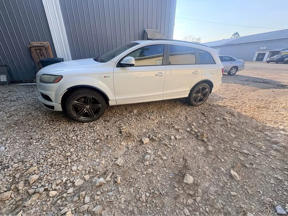 2015 Audi 4L Q7 - Image 2 of 8