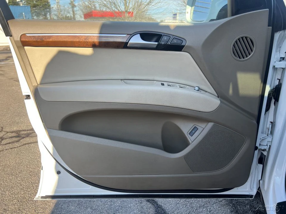 2015 Audi 4L Q7 - Image 11 of 12