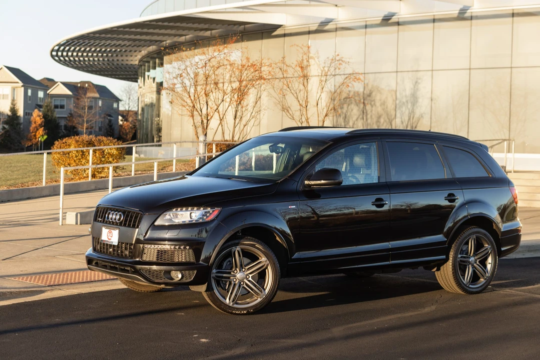 2015 Audi 4L Q7 - Image 2 of 31