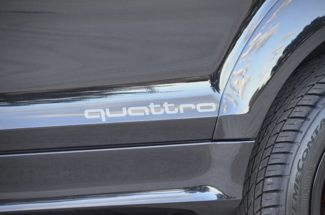 2015 Audi 4L Q7 - Image 11 of 17