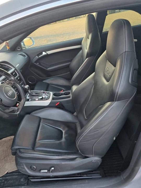 2015 Audi 8R SQ5 - Image 14 of 16