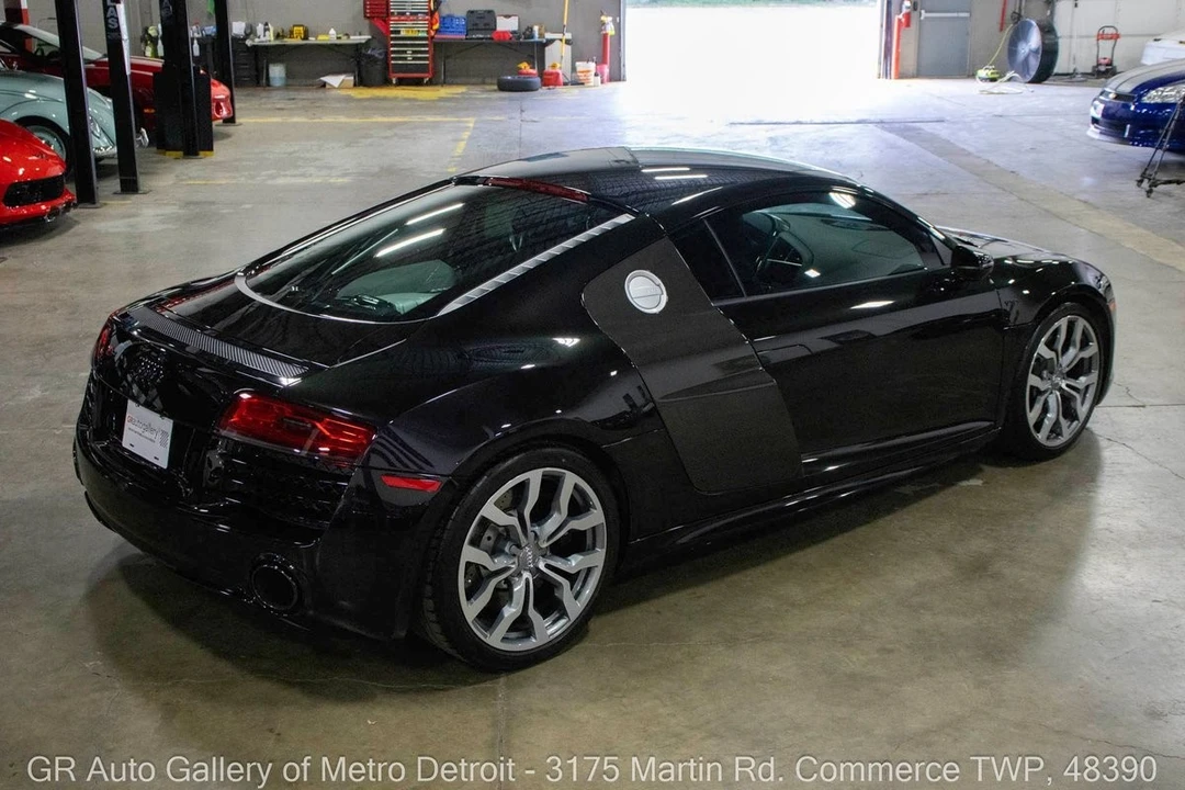 2015 Audi 42 R8 - Image 7 of 12