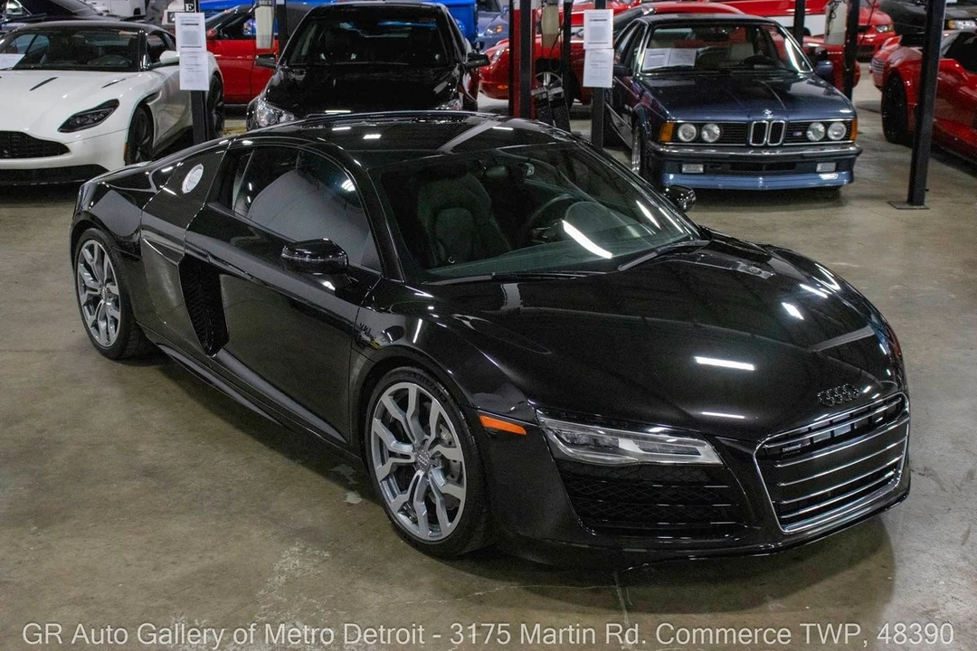2015 Audi 42 R8 - Image 9 of 12