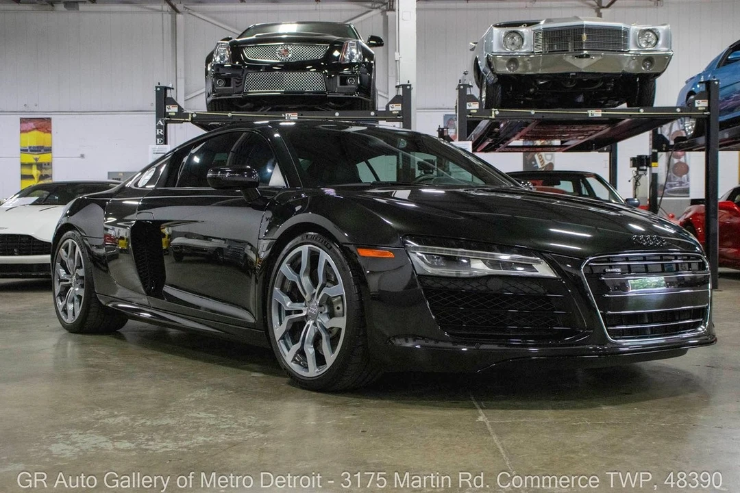 2015 Audi 42 R8 - Image 10 of 12