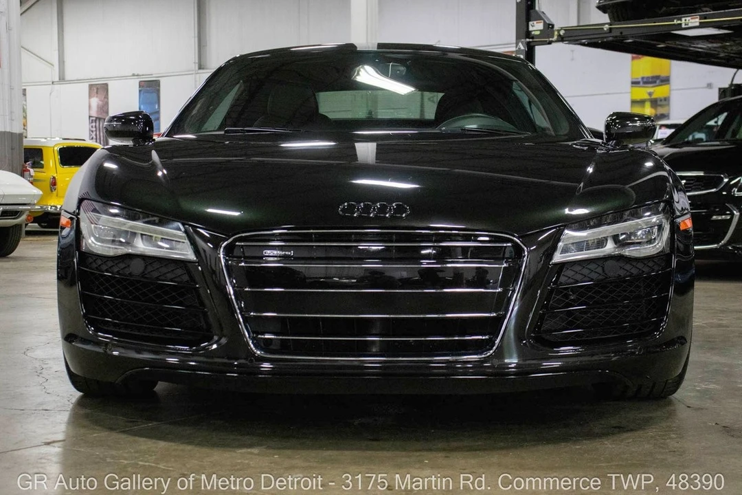 2015 Audi 42 R8 - Image 12 of 12