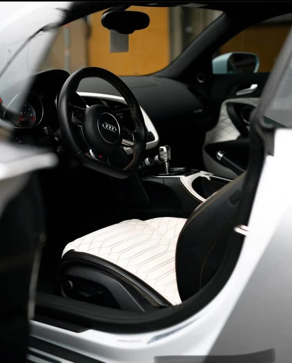 2015 Audi 42 R8 - Image 3 of 5