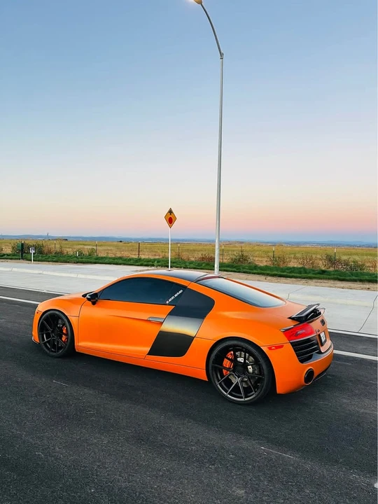 2015 Audi 42 R8 - Image 3 of 17