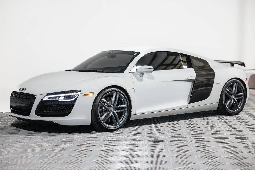 2015 Audi 42 R8 - Image 17 of 21