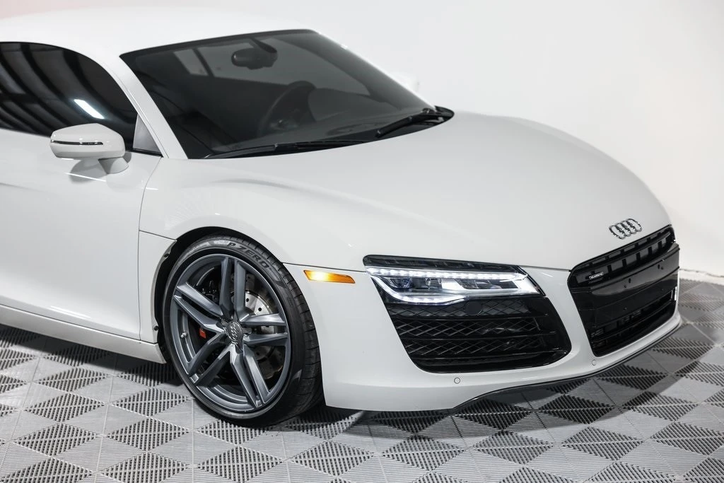2015 Audi 42 R8 - Image 5 of 21