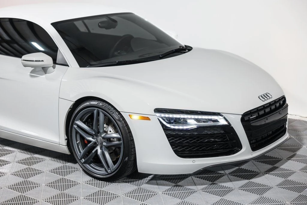 2015 Audi 42 R8 - Image 5 of 21