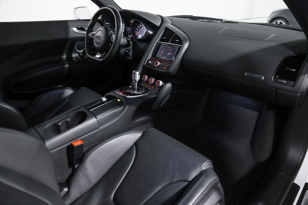 2015 Audi 42 R8 - Image 19 of 21