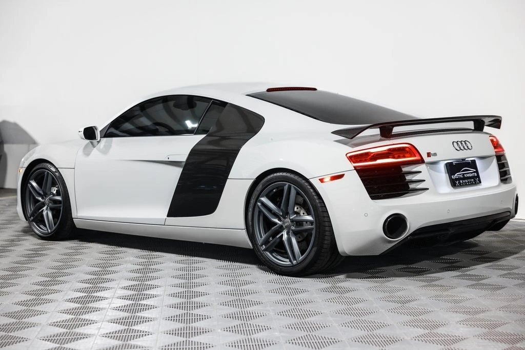 2015 Audi 42 R8 - Image 15 of 21