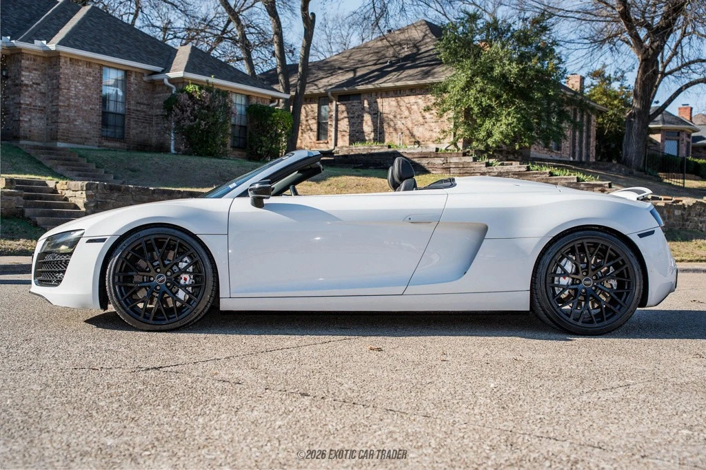 2015 Audi 42 R8 - Image 3 of 12