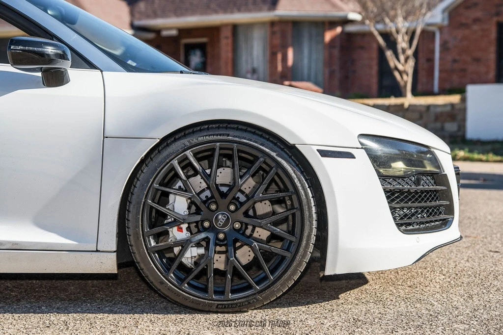 2015 Audi 42 R8 - Image 11 of 12