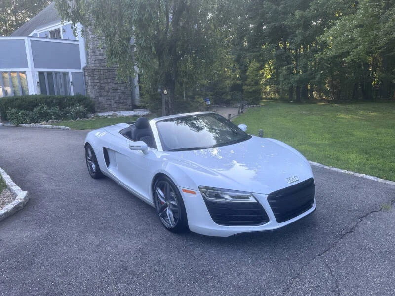 2015 Audi 42 R8 - Image 9 of 22