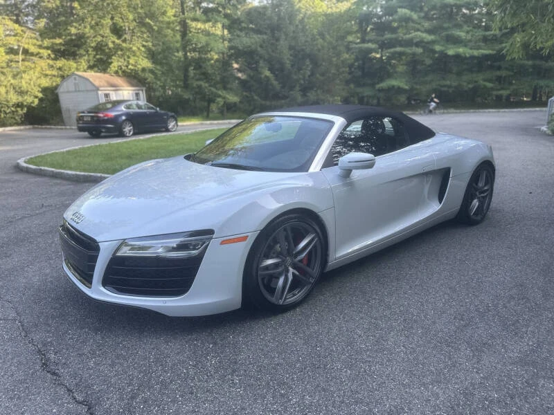 2015 Audi 42 R8 - Image 16 of 22