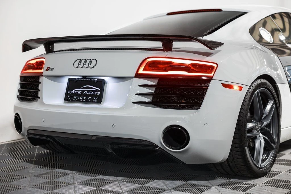 2015 Audi 42 R8 - Image 8 of 28