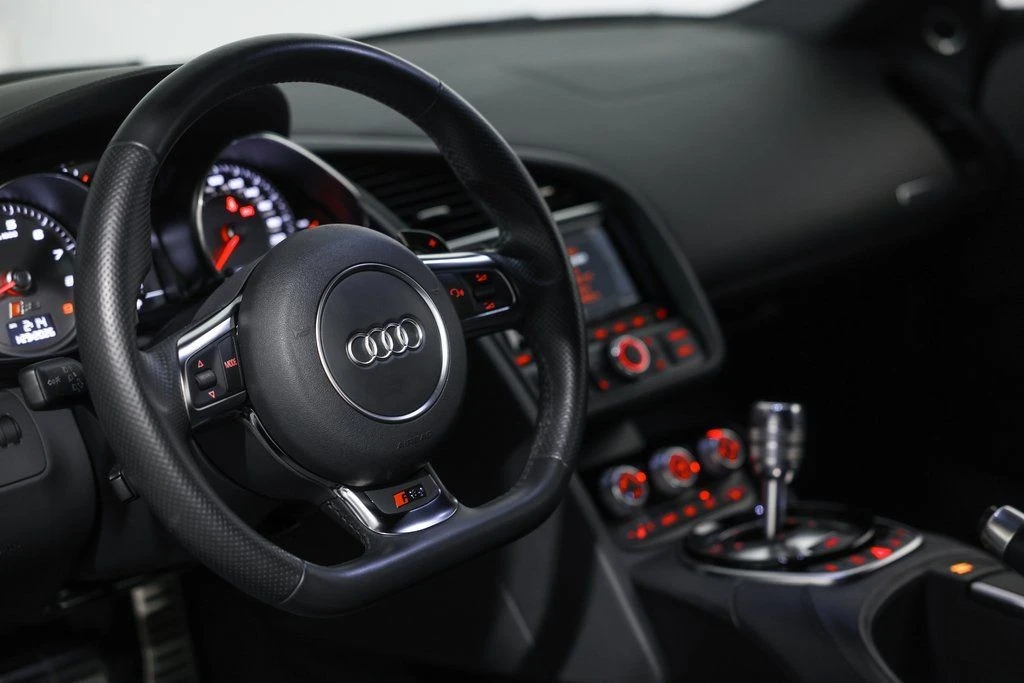 2015 Audi 42 R8 - Image 26 of 28