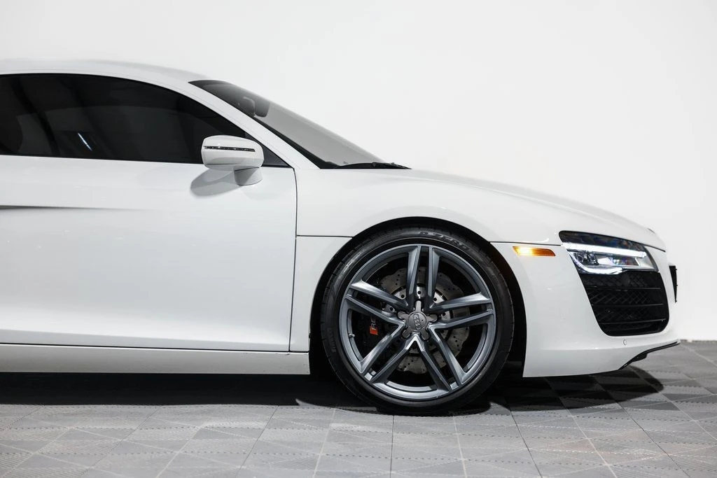 2015 Audi 42 R8 - Image 3 of 28