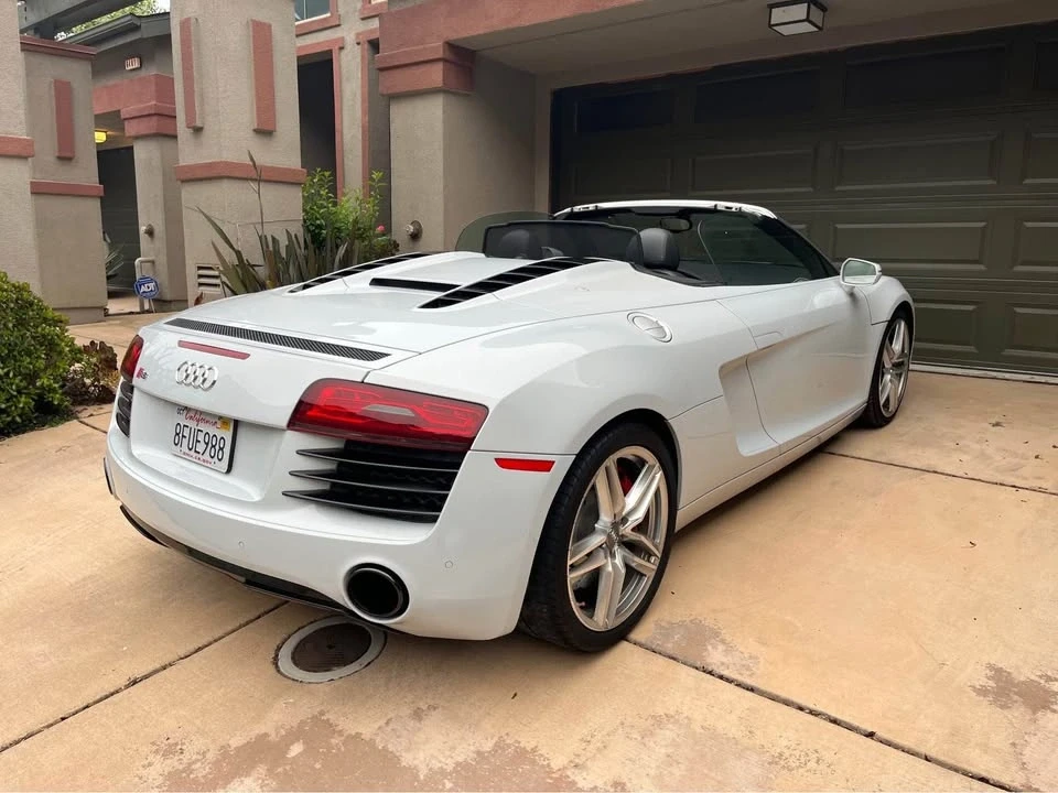 2015 Audi 42 R8 - Image 6 of 9
