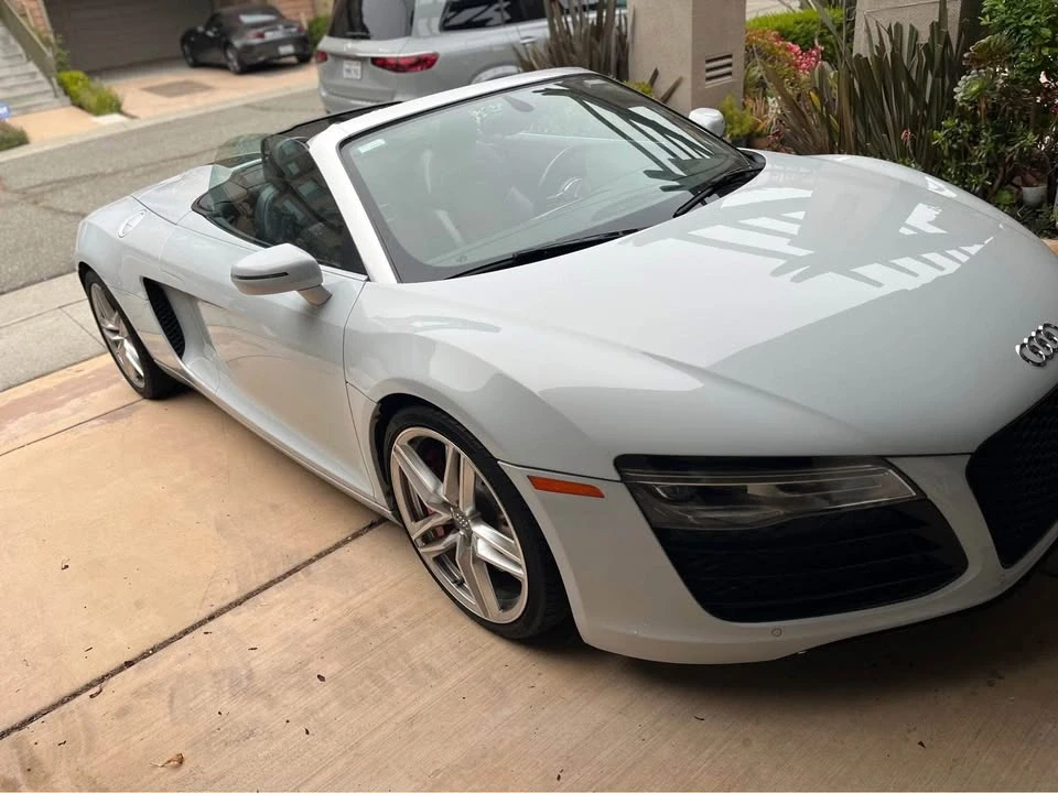 2015 Audi 42 R8 - Image 5 of 9