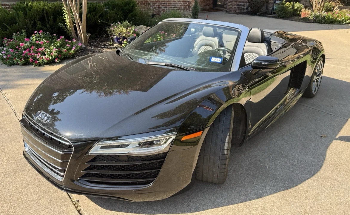 2015 Audi 42 R8 - Image 16 of 20