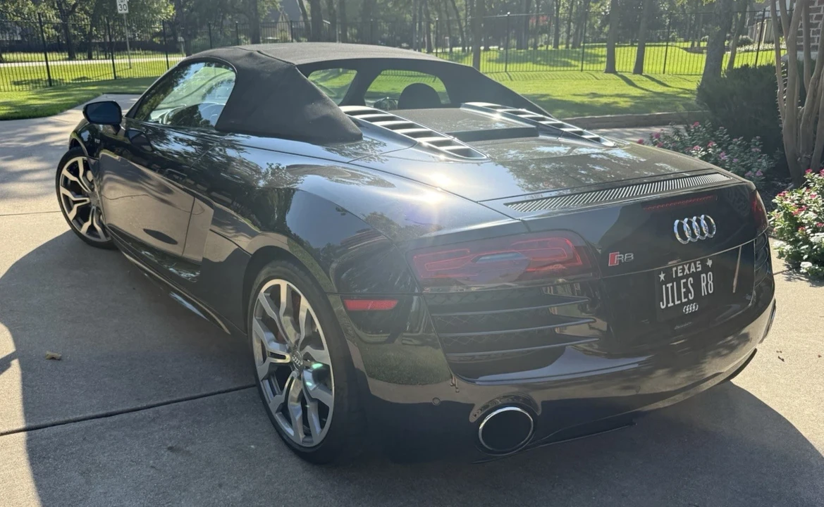 2015 Audi 42 R8 - Image 4 of 20