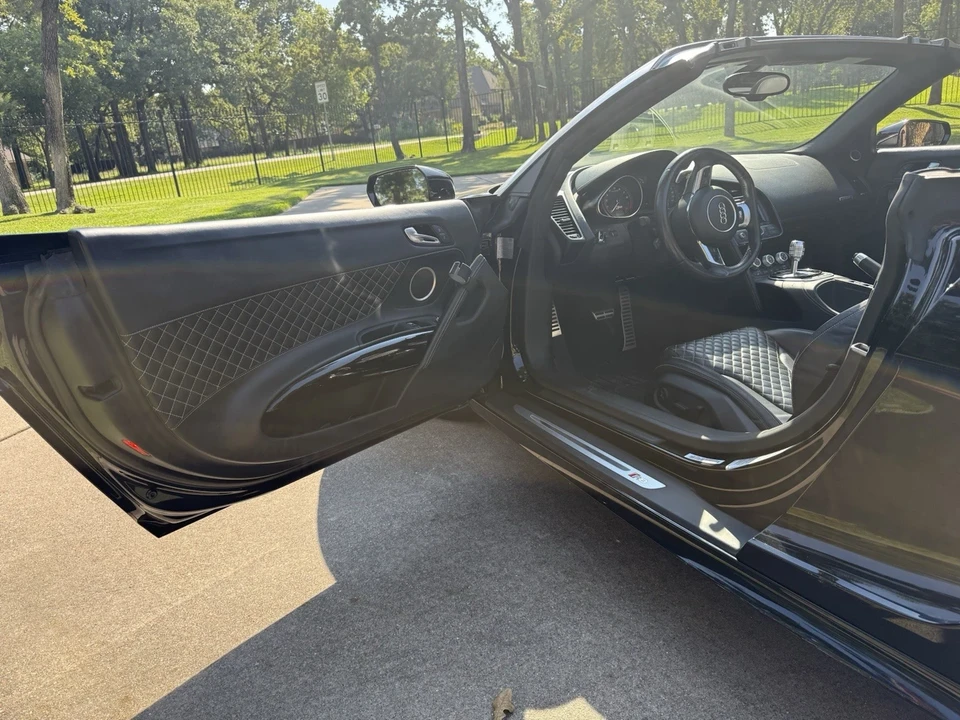 2015 Audi 42 R8 - Image 7 of 20