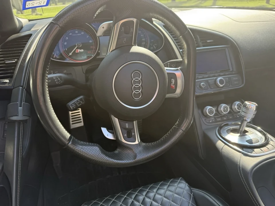 2015 Audi 42 R8 - Image 6 of 20
