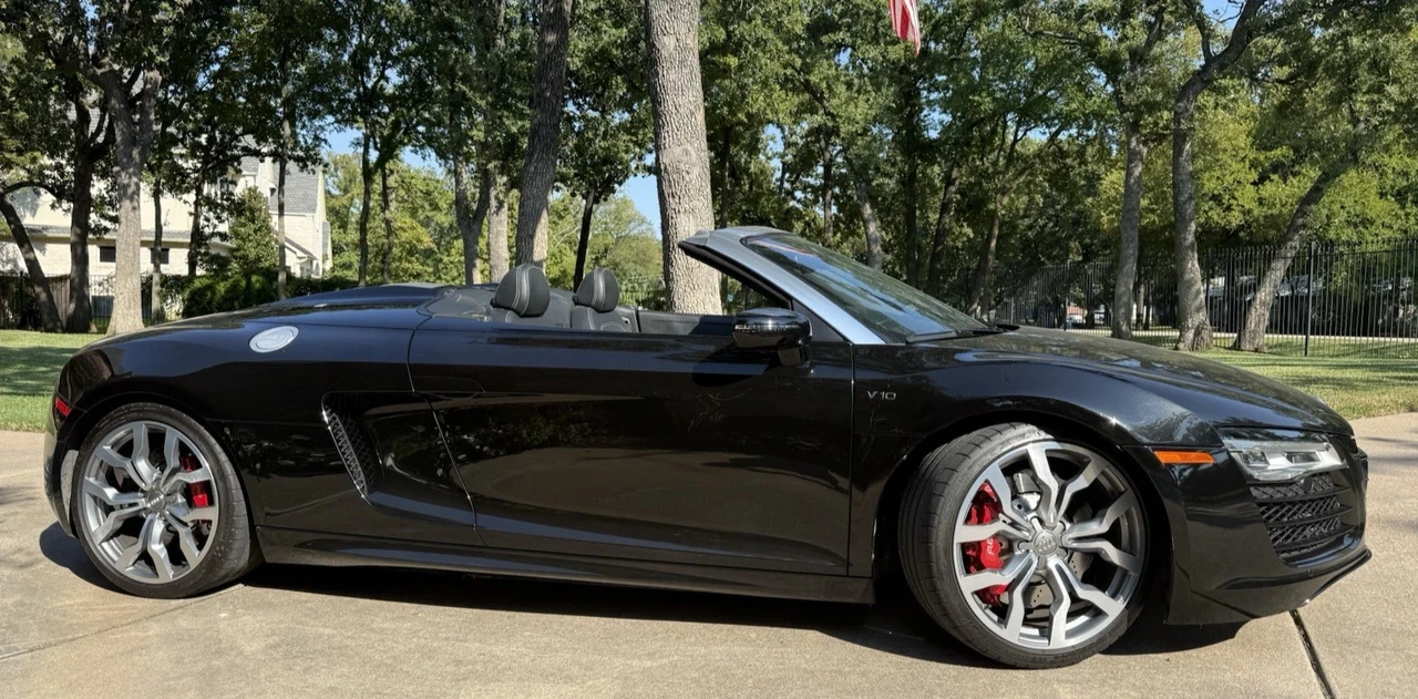 2015 Audi 42 R8 - Image 17 of 20