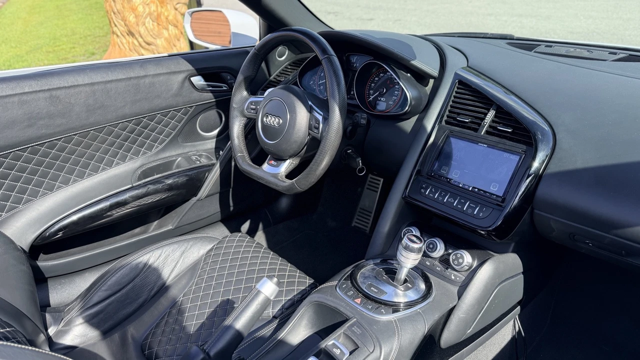 2015 Audi 42 R8 - Image 25 of 25