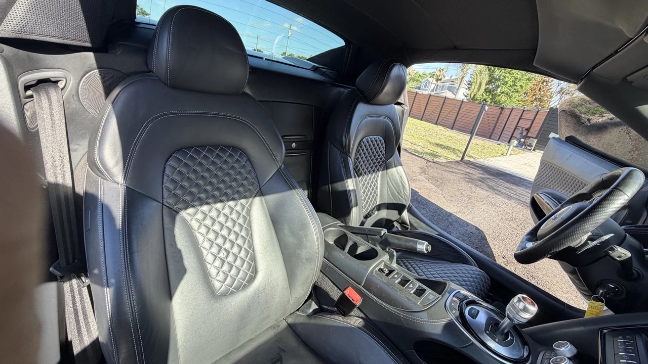 2015 Audi 42 R8 - Image 15 of 21