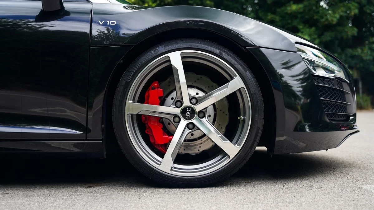 2015 Audi 42 R8 - Image 3 of 30