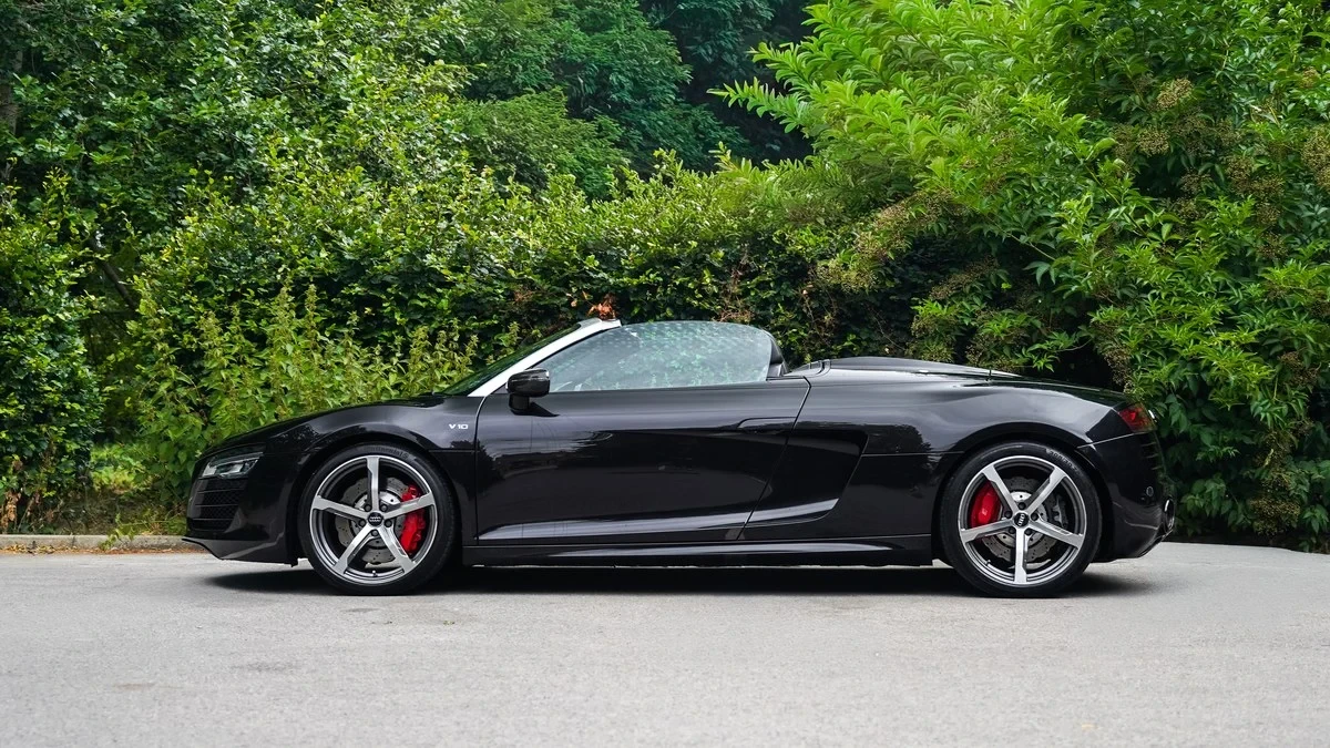 2015 Audi 42 R8 - Image 9 of 30