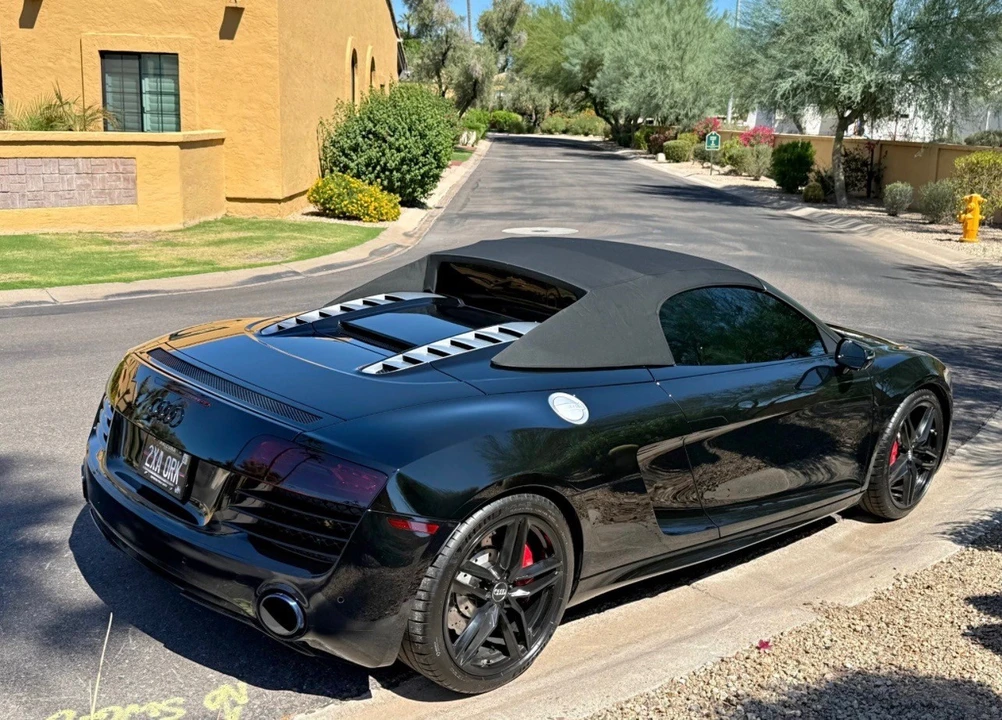 2015 Audi 42 R8 - Image 2 of 10