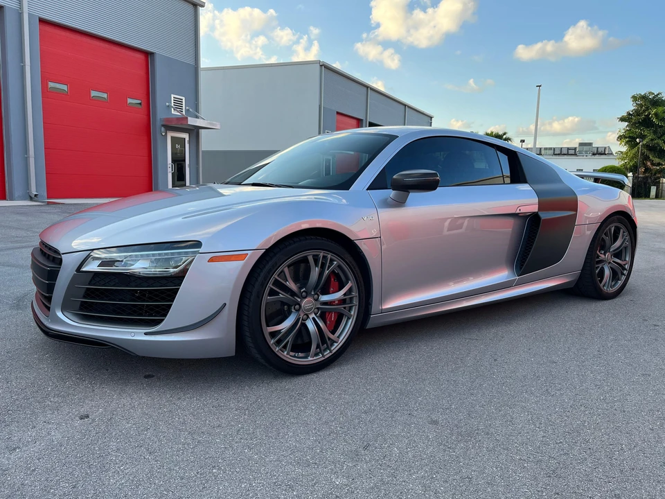 2015 Audi 42 R8 - Image 7 of 31
