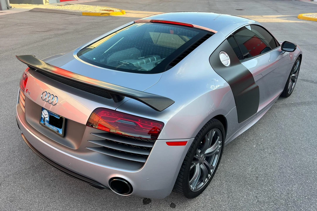 2015 Audi 42 R8 - Image 4 of 31