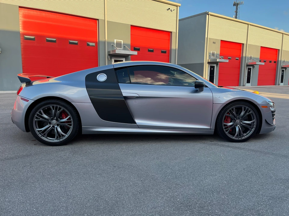 2015 Audi 42 R8 - Image 20 of 31