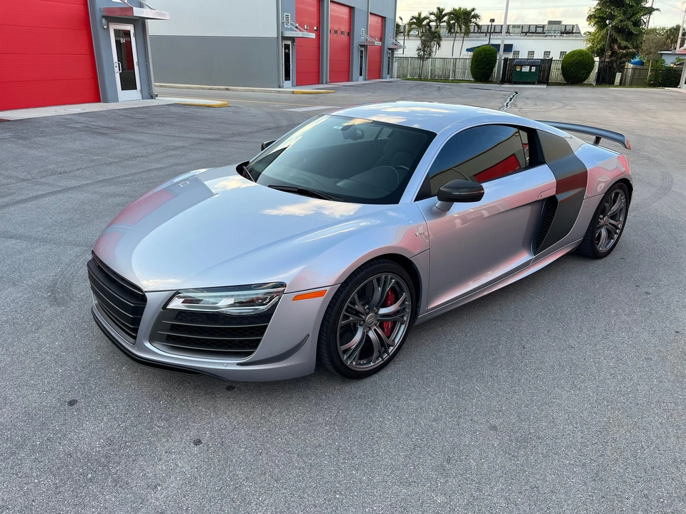 2015 Audi 42 R8 - Image 6 of 31