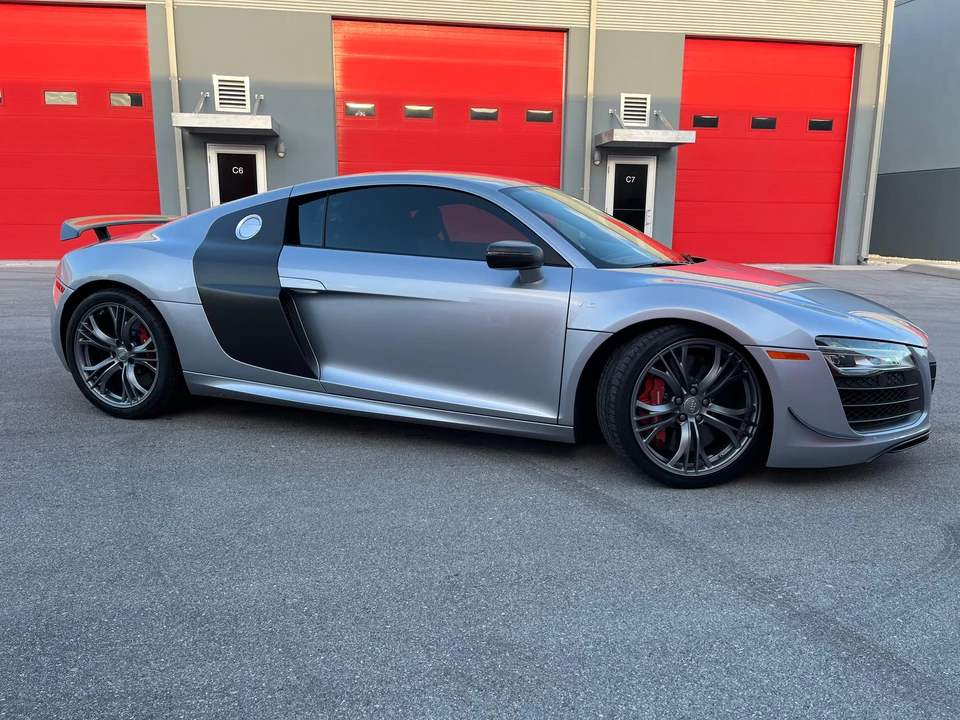 2015 Audi 42 R8 - Image 21 of 31