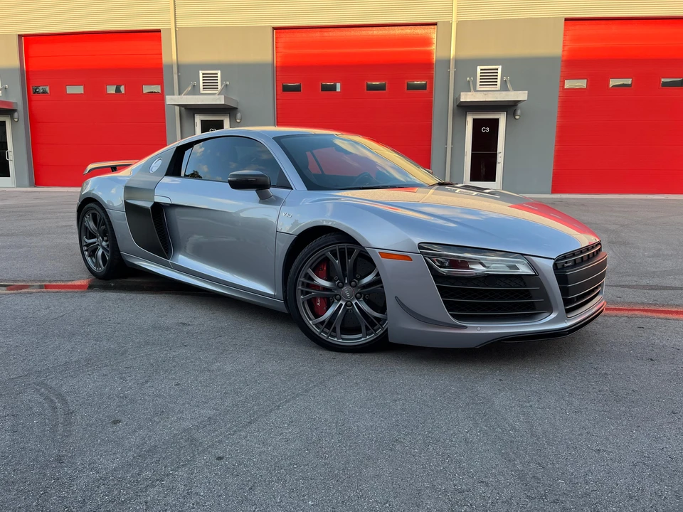 2015 Audi 42 R8 - Image 23 of 31