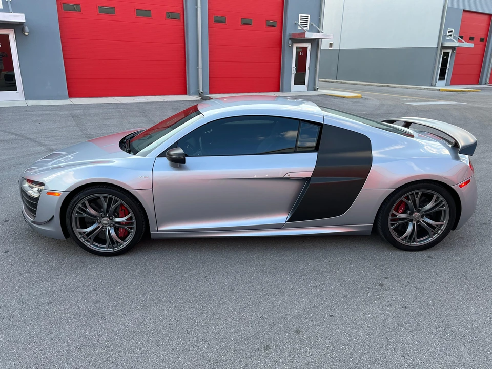2015 Audi 42 R8 - Image 12 of 31