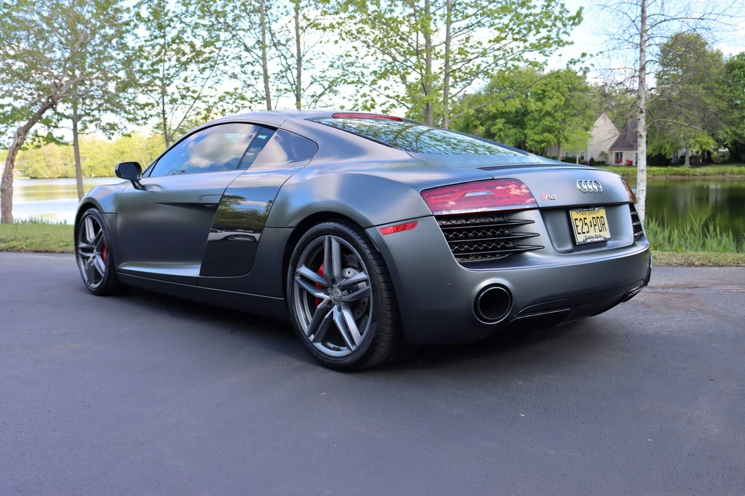 2015 Audi 42 R8 - Image 13 of 31