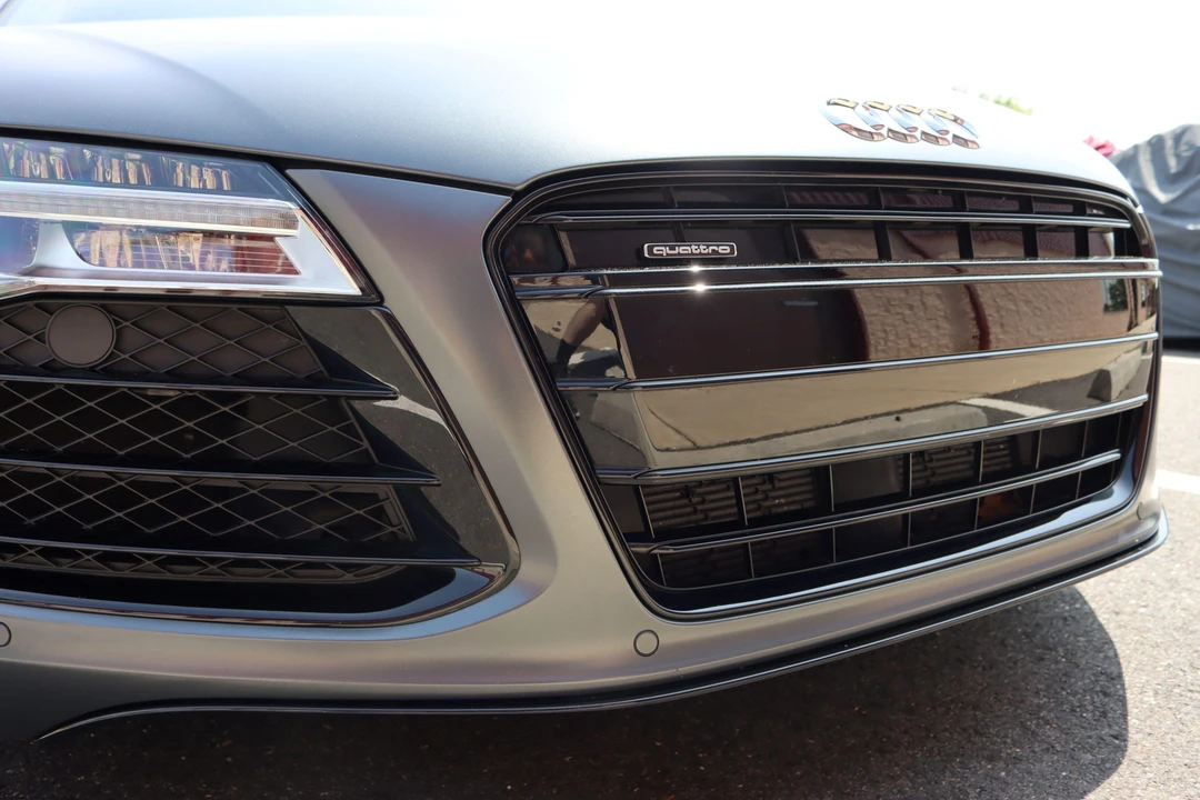 2015 Audi 42 R8 - Image 30 of 31